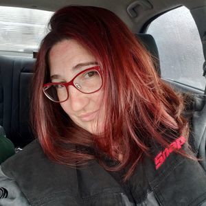 Meet your Posher, Leslie